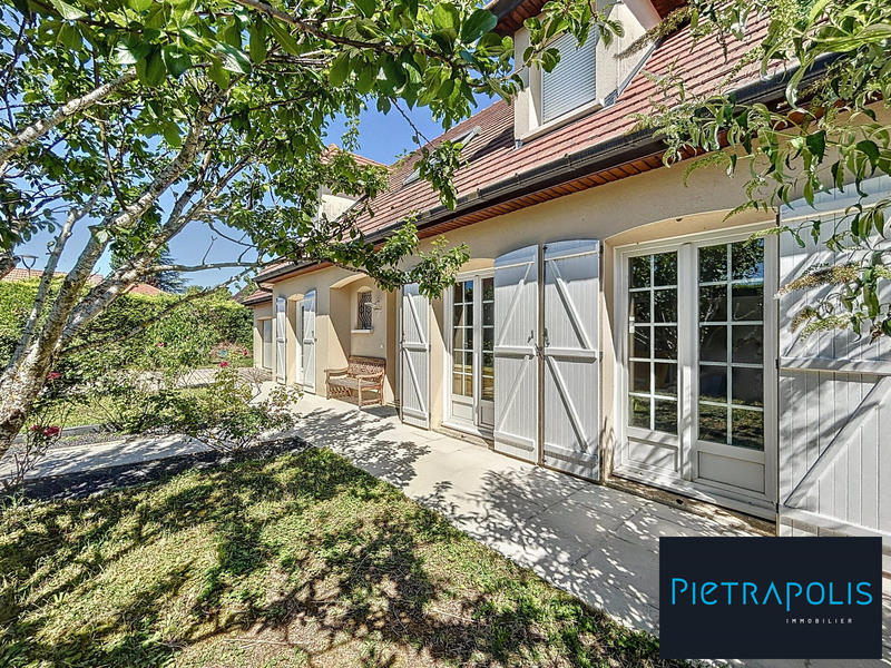 Maison - 134 m² - 5 pièces