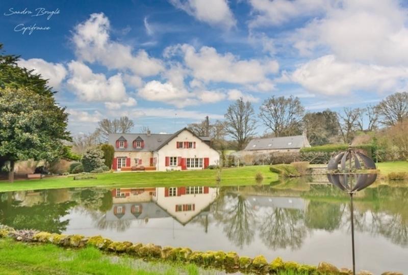 Maison - 228 m² - 8 pièces