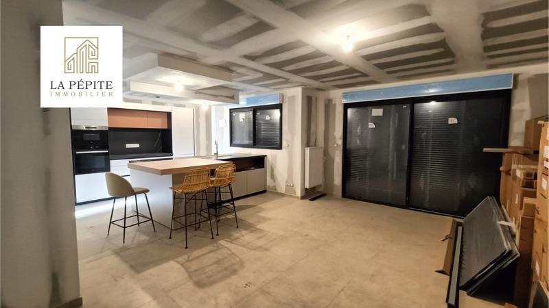 Maison - 145 m² - 5 pièces