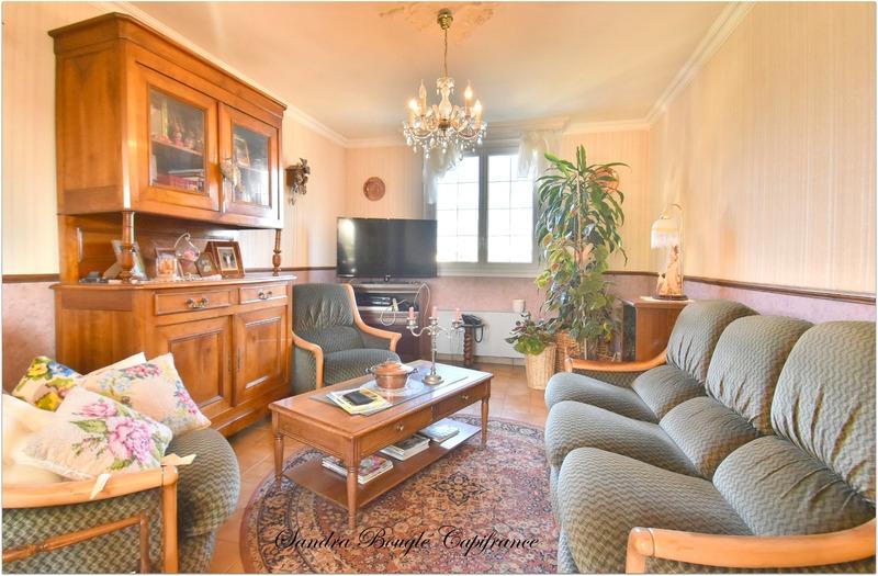 Maison - 108 m² - 5 pièces