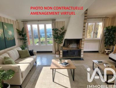 Maison - 159 m² - 7 pièces