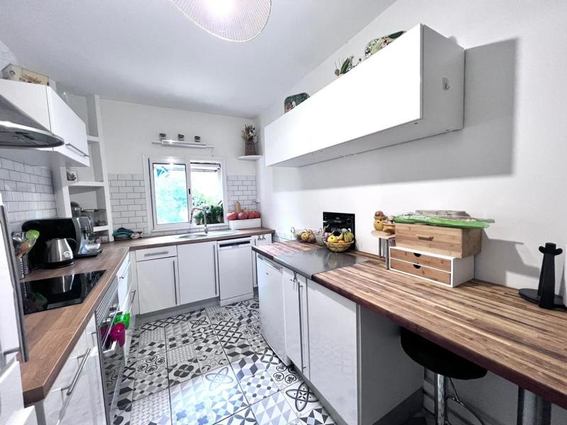 Maison - 96 m² - 4 pièces