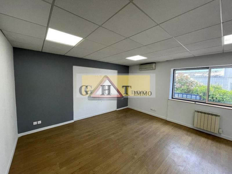 Bureau - 270 m²