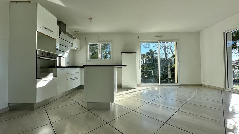 Maison - 98 m² - 4 pièces