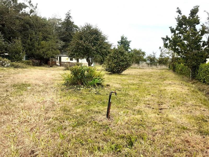 Terrain constructible - 1 200 m²