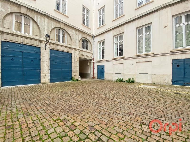 Appartement - 121 m² - 4 pièces