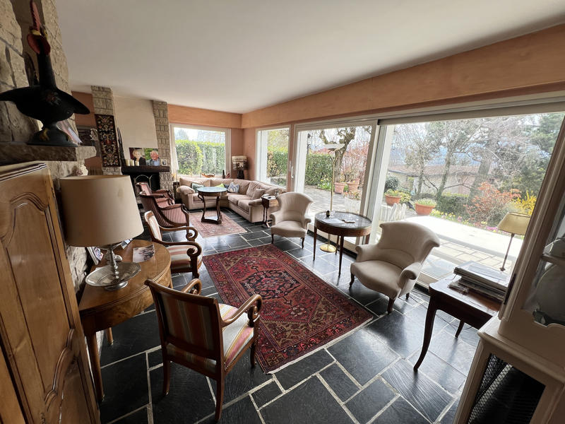 Maison - 268 m² - 6 pièces