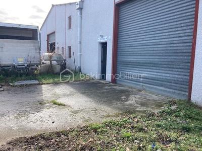 Local commercial - 204 m² - 8 pièces