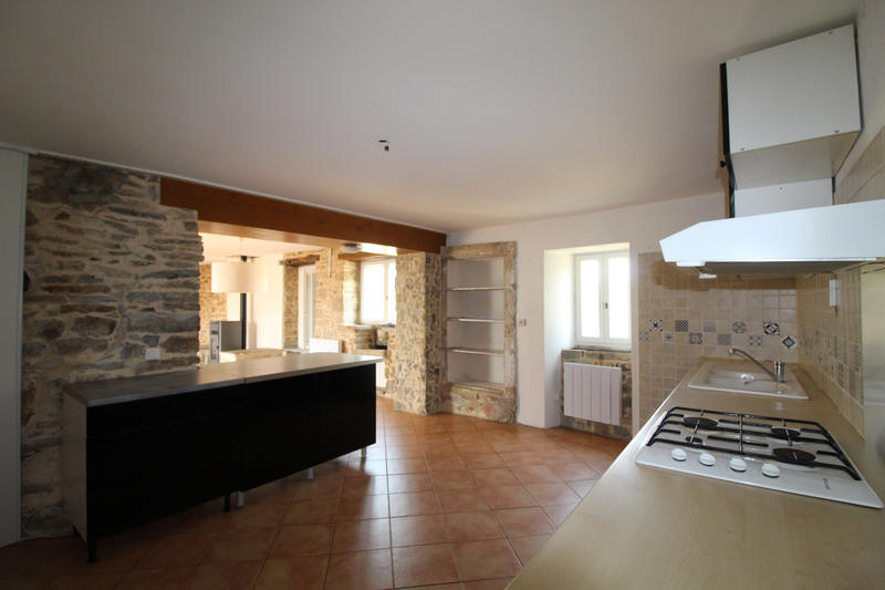 Maison - 170 m² - 7 pièces