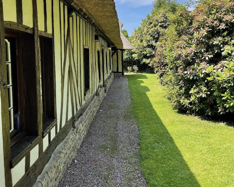 Maison - 220 m² - 8 pièces