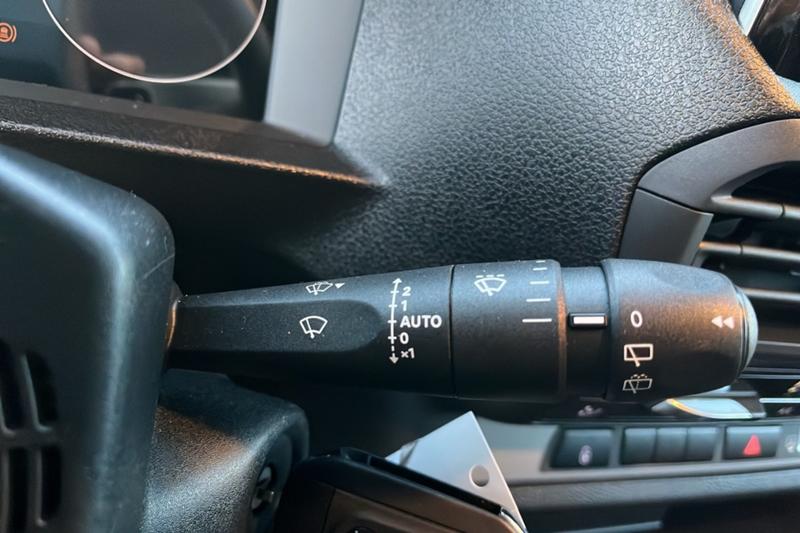 Fiat Scudo 2.0 180 Eat8 Combi Xl Sur