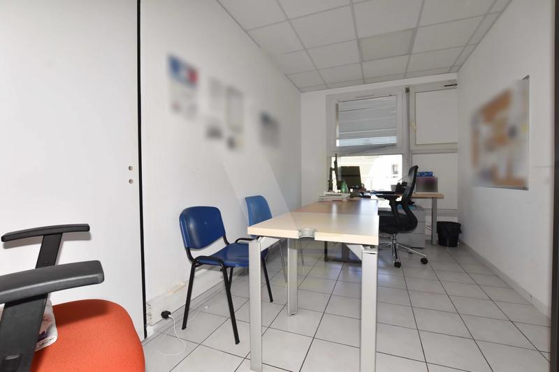 Local commercial - 282 m²