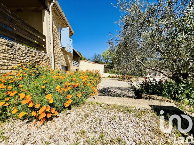 Maison - 223 m² - 9 pièces