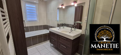 Maison - 155 m² - 8 pièces