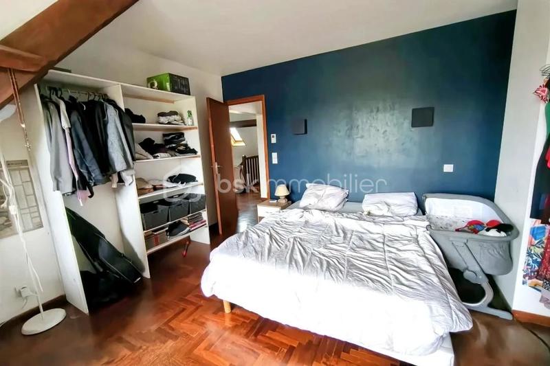 Maison - 152 m² - 6 pièces