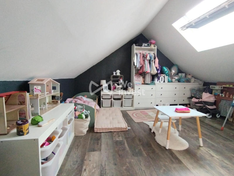 Maison - 95 m² - 5 pièces