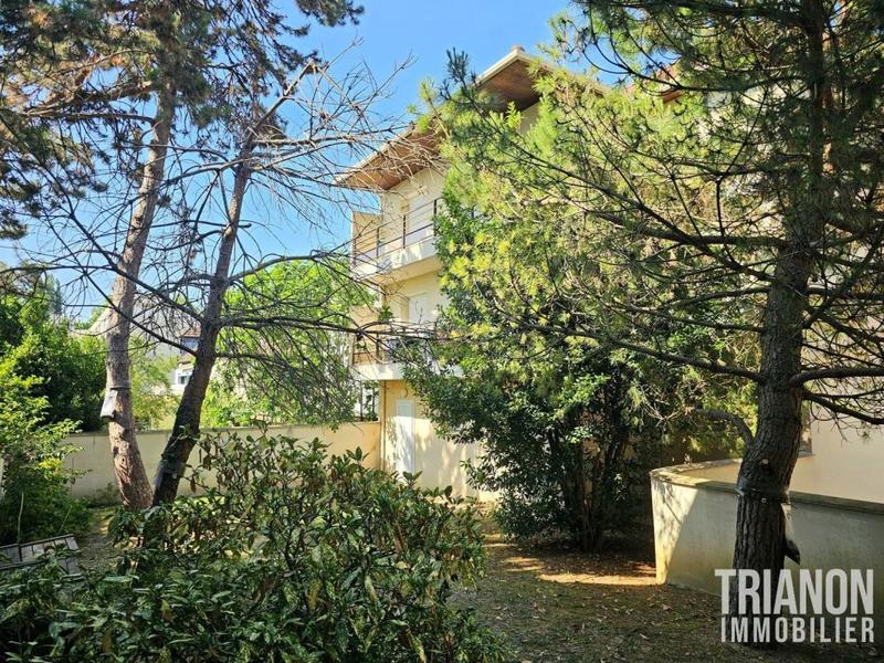 Appartement - 85 m² - 4 pièces