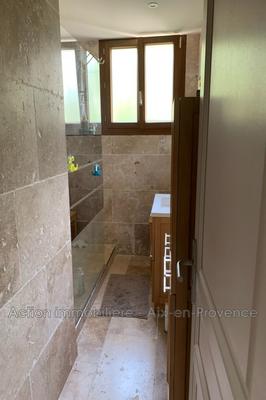 Appartement - 74 m² - 4 pièces