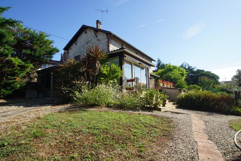 Viager - Villa - 206 m² - 9 pièces