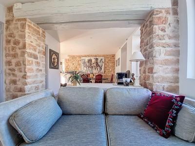 Maison ancienne - 235 m² - 11 pièces