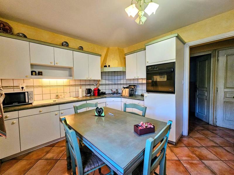 Maison - 187 m² - 7 pièces