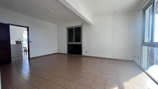 Maison - 165 m² - 6 pièces