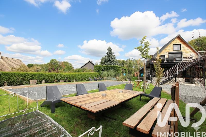 Maison - 206 m² - 7 pièces