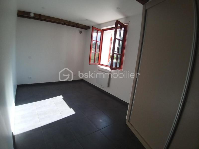 Appartement - 98 m² - 4 pièces