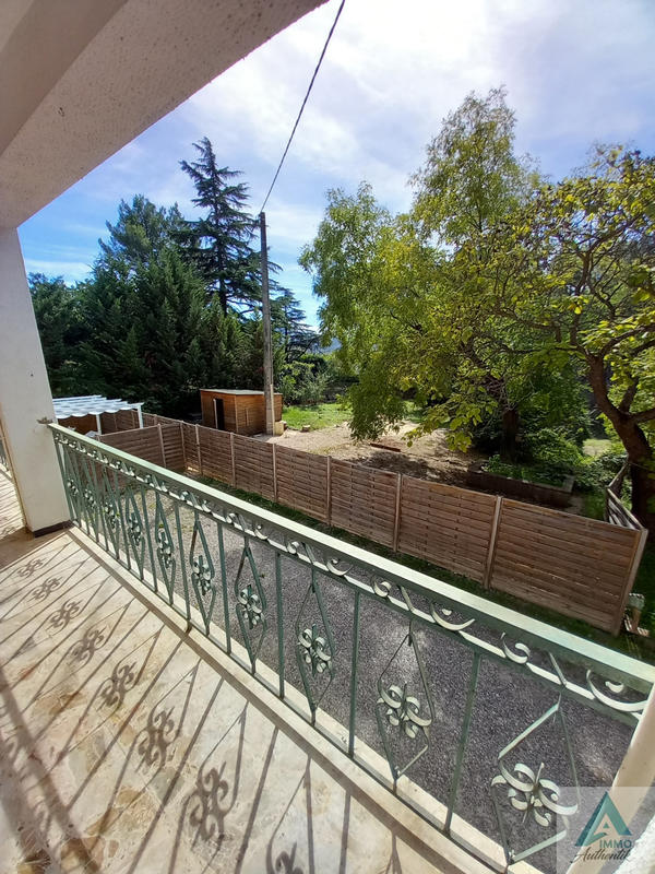 Appartement - 108 m² - 5 pièces