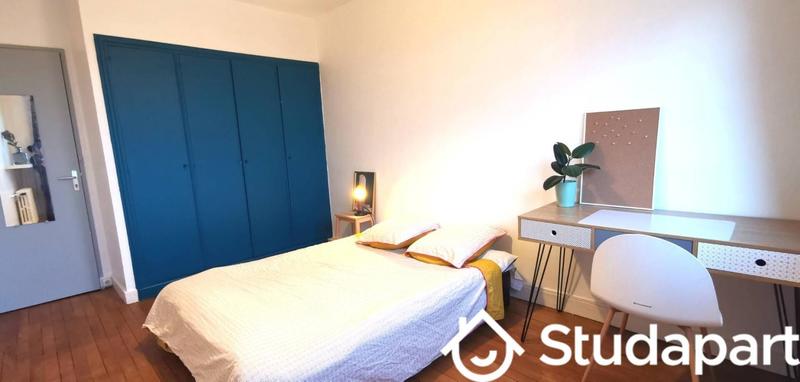 Chambre - 12 m² - 1 pièce