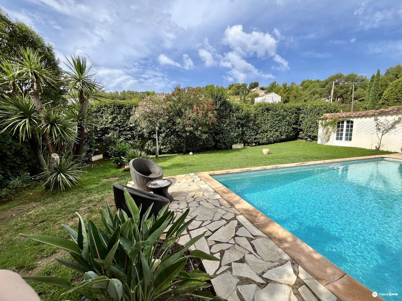 Villa - 230 m² - 7 pièces