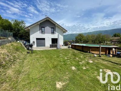 Maison - 129 m² - 5 pièces