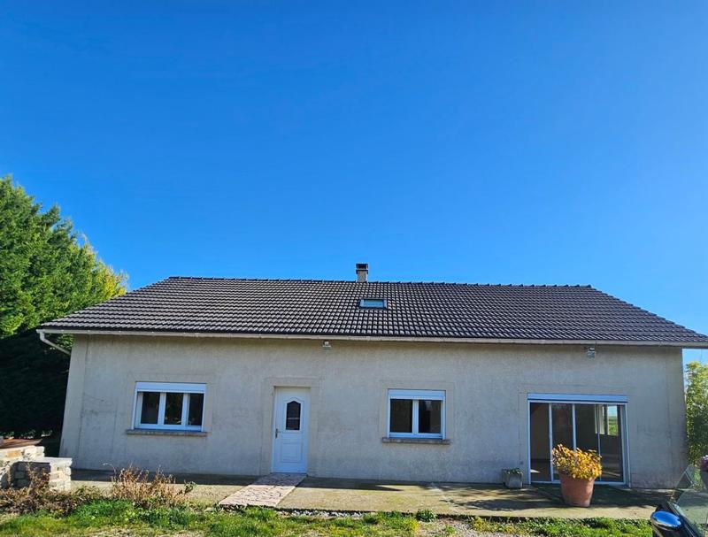 Maison - 210 m² - 7 pièces