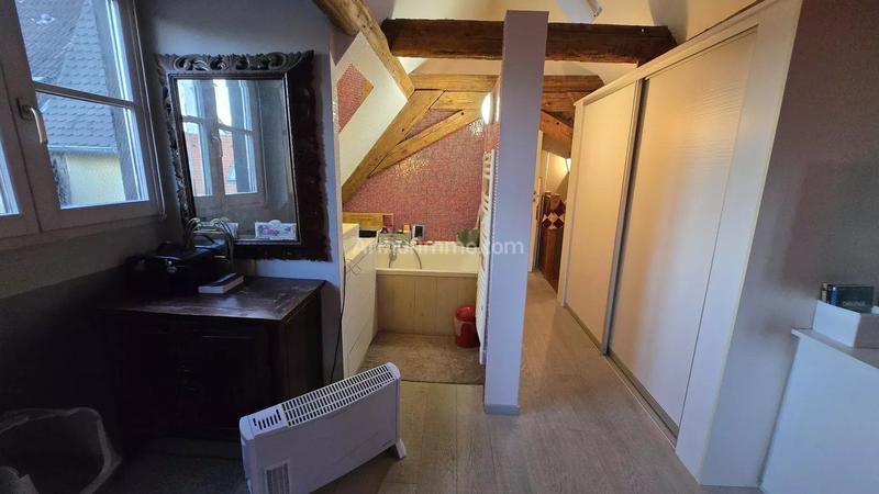 Maison - 243 m² - 11 pièces