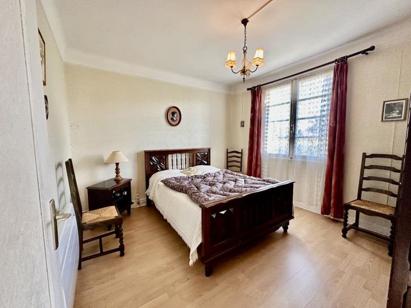 Maison - 142 m² - 7 pièces