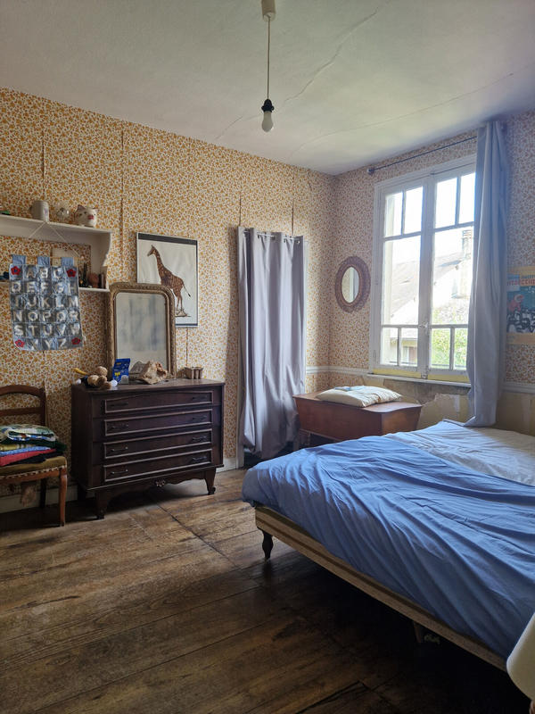 Maison - 232 m² - 7 pièces