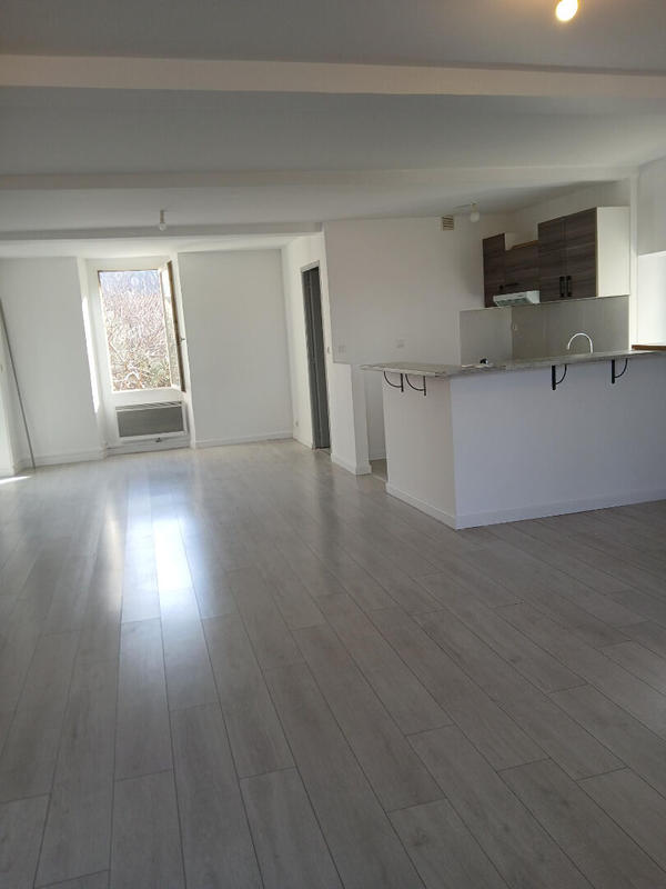 Appartement - 88 m² - 3 pièces