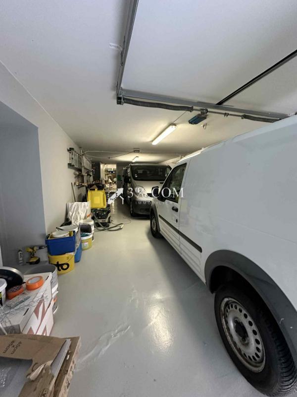 Local commercial - 264 m²