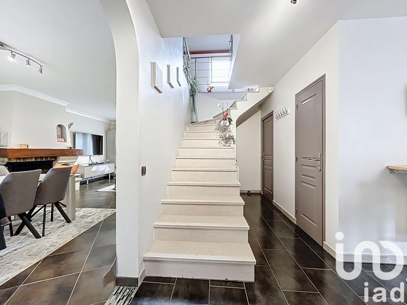 Maison - 136 m² - 6 pièces