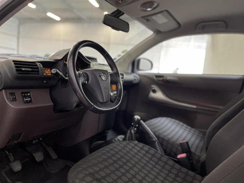 Toyota iQ 1.3 Vvt-i 98 Ch Bvm6 - Garantie 6 Mois