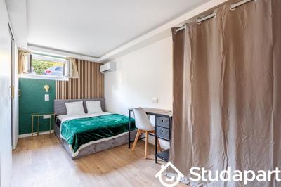 Chambre - 13 m² - 1 pièce