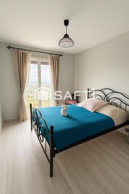 Maison - 130 m² - 7 pièces