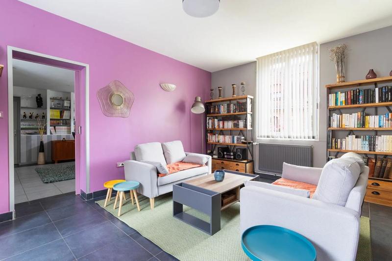 Maison - 280 m² - 10 pièces