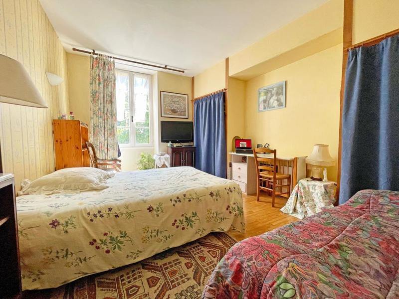 Maison - 105 m² - 4 pièces