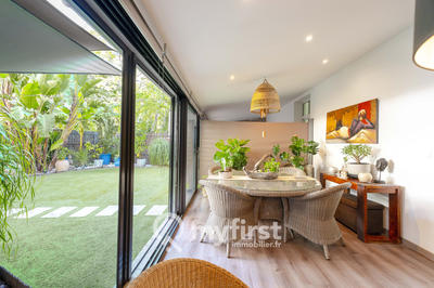 Appartement - 204 m² - 6 pièces