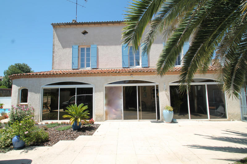 Maison - 190 m² - 5 pièces