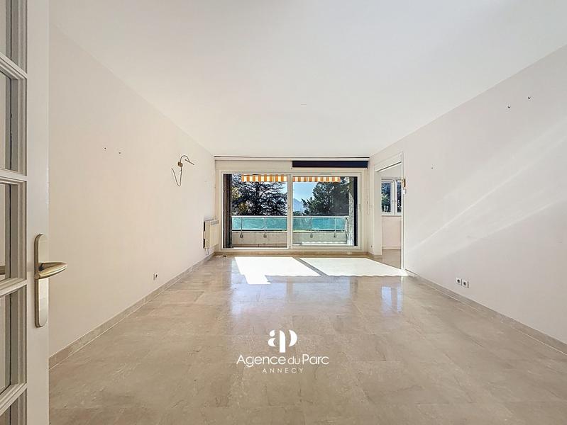 Appartement - 94 m² - 3 pièces