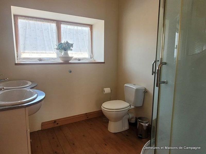 Maison - 217 m² - 8 pièces