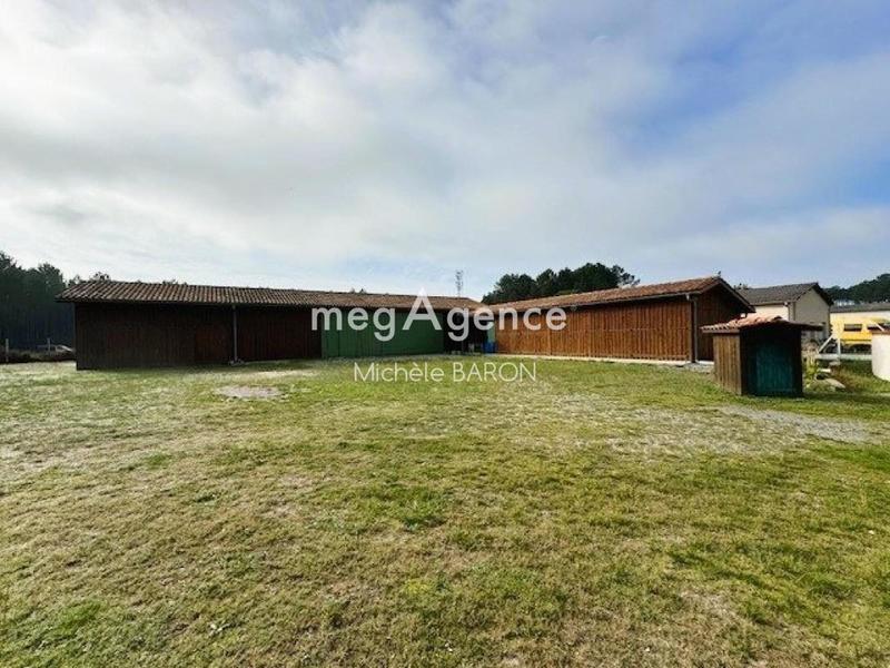 Maison - 245 m² - 2 pièces