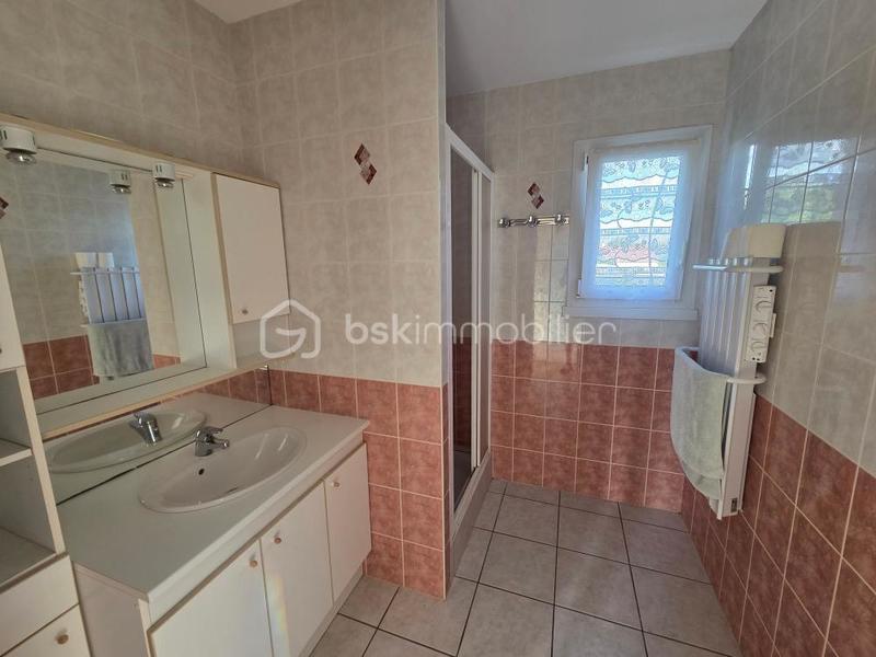 Maison traditionnelle - 88 m² - 5 pièces